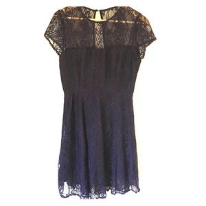 BB Dakota lace dress